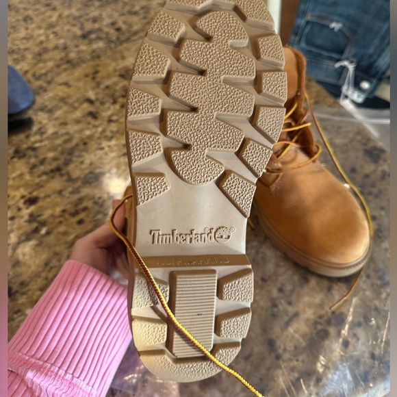 Kids timberland waterproof boots - Picture 3 of 4